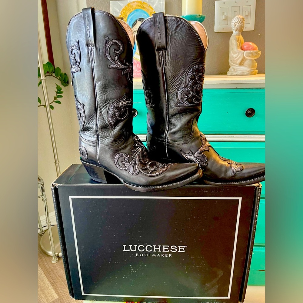 Lucchese Black Full grain calf leather. NWB